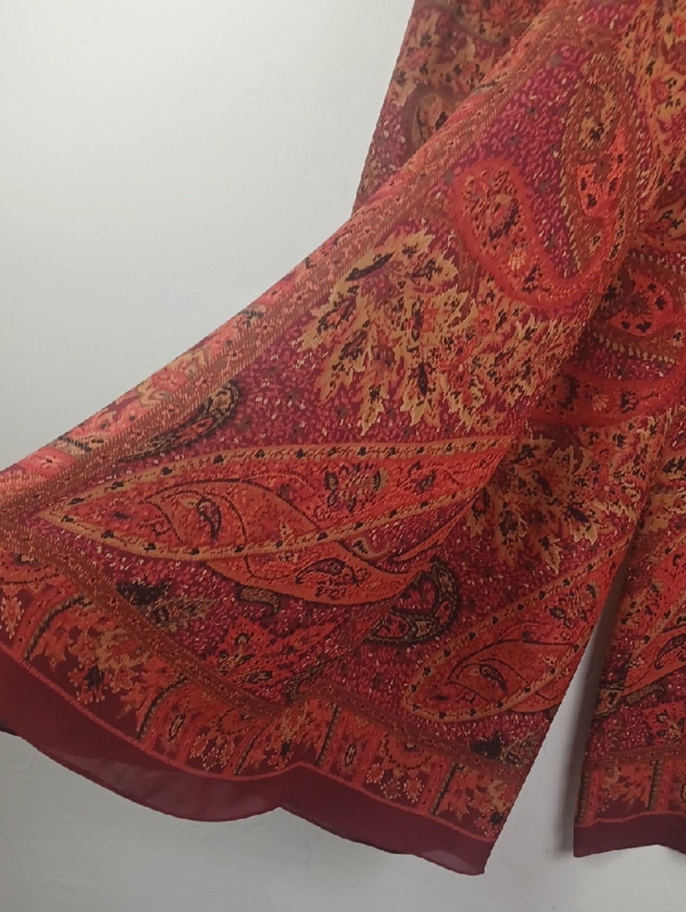 Anthracite 100% Silk Paisley Maxi Skirt Boho Gypsie Carefree Style - Picture 4 of 15